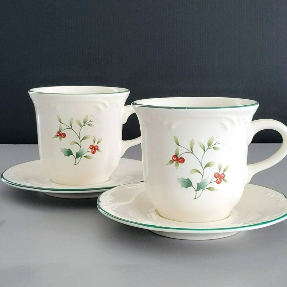 Pfaltzgraff Winterberry Cup & Saucer, 2 Sets, Winter Christmas Dishes USA Made - Picture 1 of 12